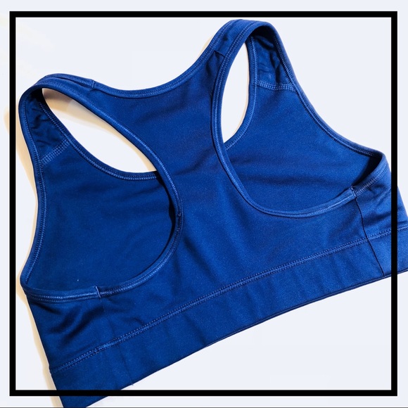 Purple Nike sports bra - Picture 4 of 5